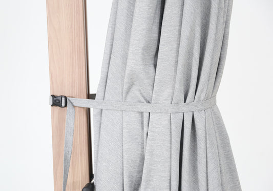 Sombrilla Mitras 350x350 cm pie lateral con base rellenable de 150 kg.