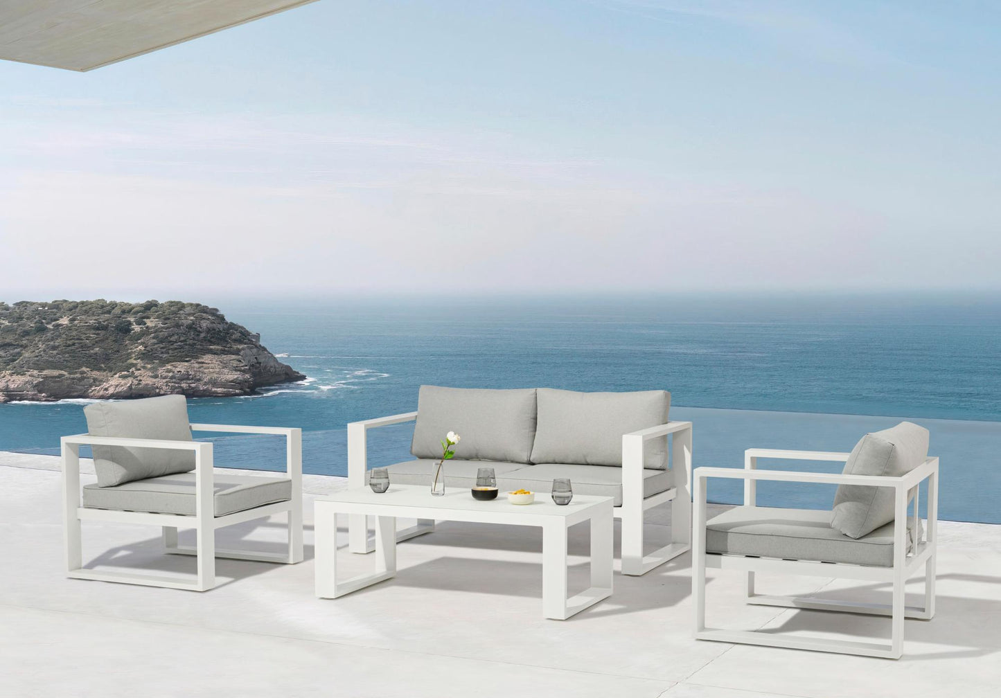 Sofá 1 plaza Niland aluminio blanco y cojinería gris claro