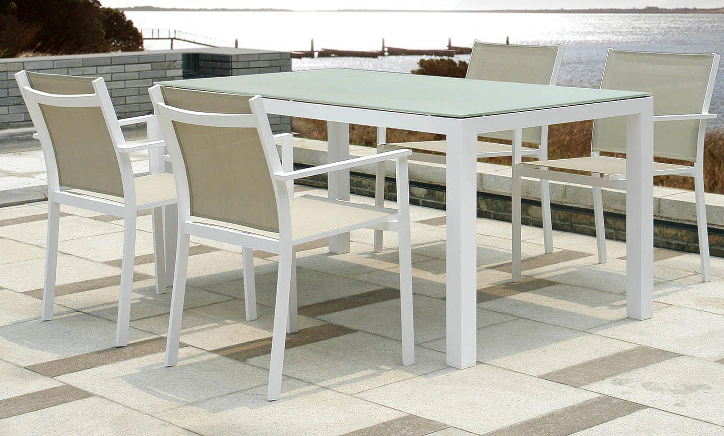 Mesa de comedor Adin 160*90 cm aluminio blanco y cristal gris claro