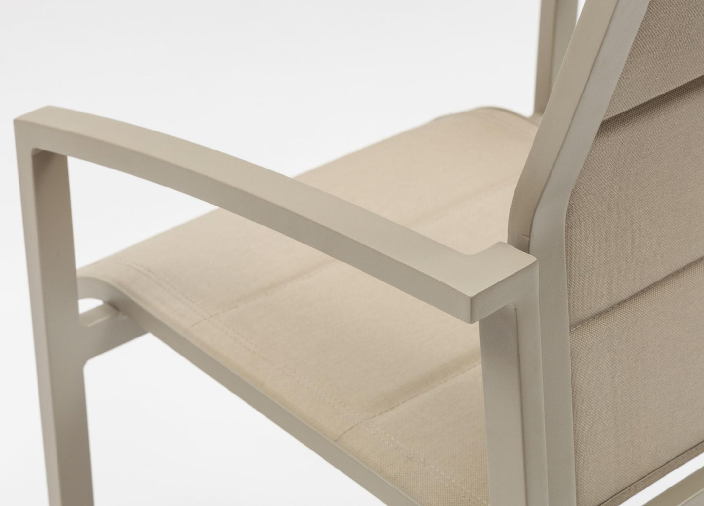 Sillón de comedor ORICK aluminio y textilene taupe.