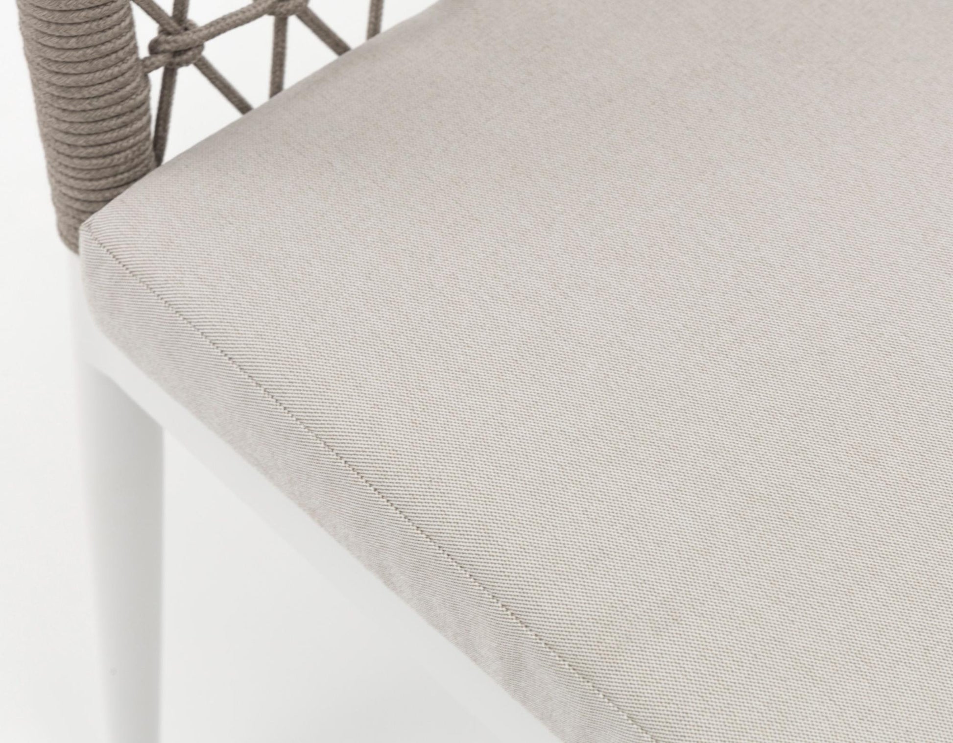 Silla de comedor Nelayan aluminio blanco cuerda greige