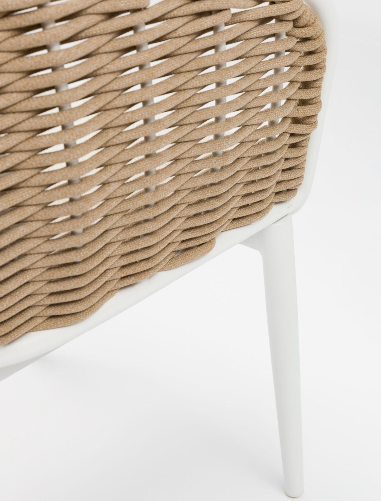 Sillón de comedor Irvine aluminio blanco cuerda taupe cojín  beige