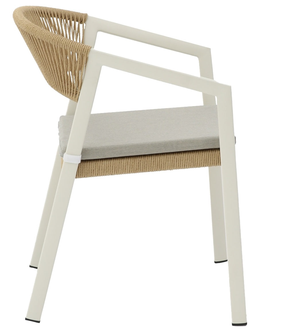 Silla con brazos Appelton aluminio blanco bone y trenzado natural