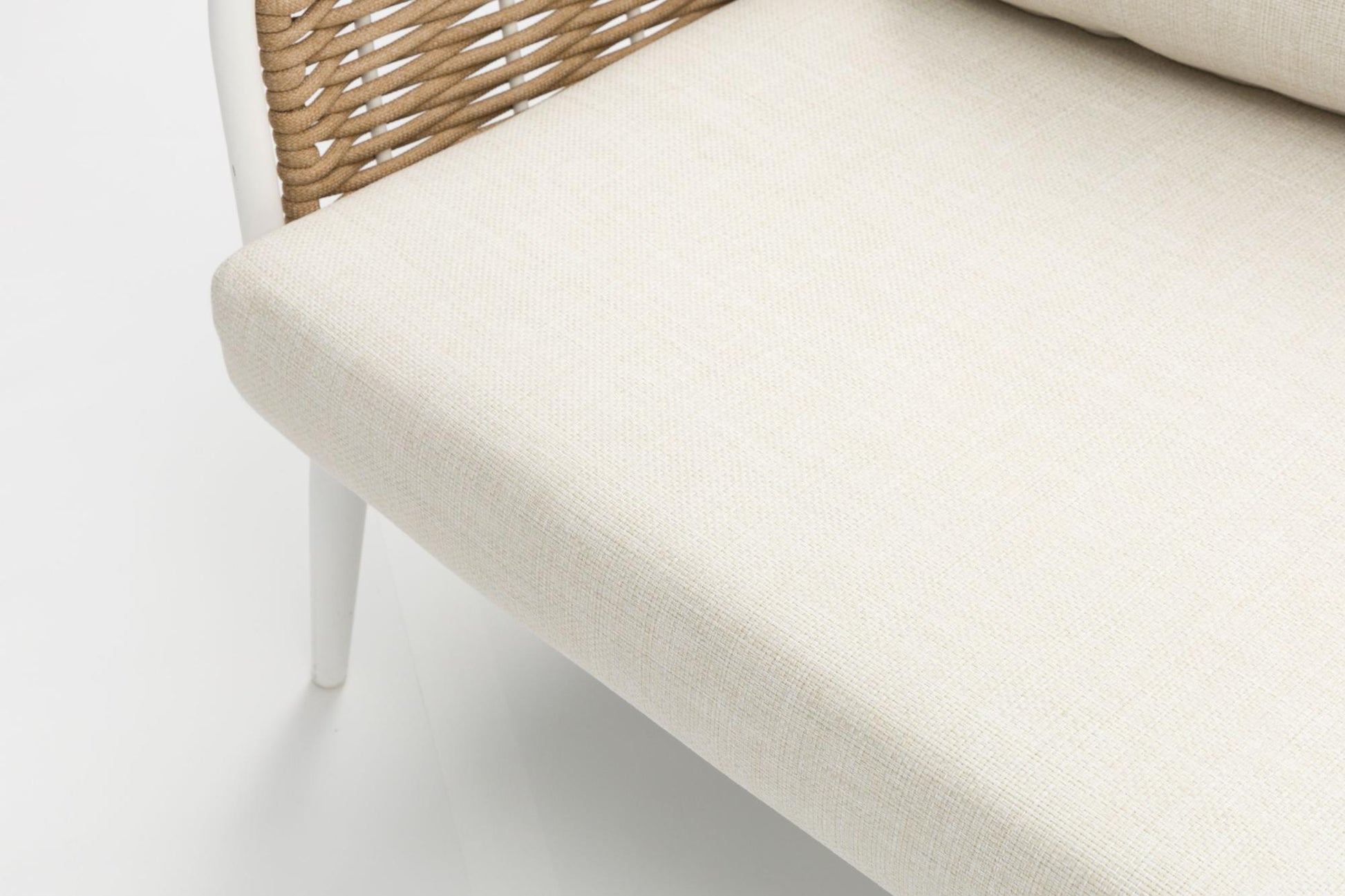 Sofá 3 plazas Irvine aluminio blanco cuerda taupe cojín  beige