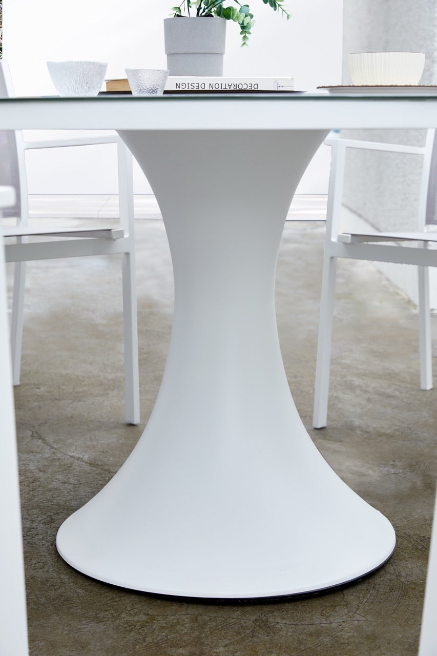 Mesa de comedor Jenner 110 cm aluminio blanco y top cristal cerámico gris claro