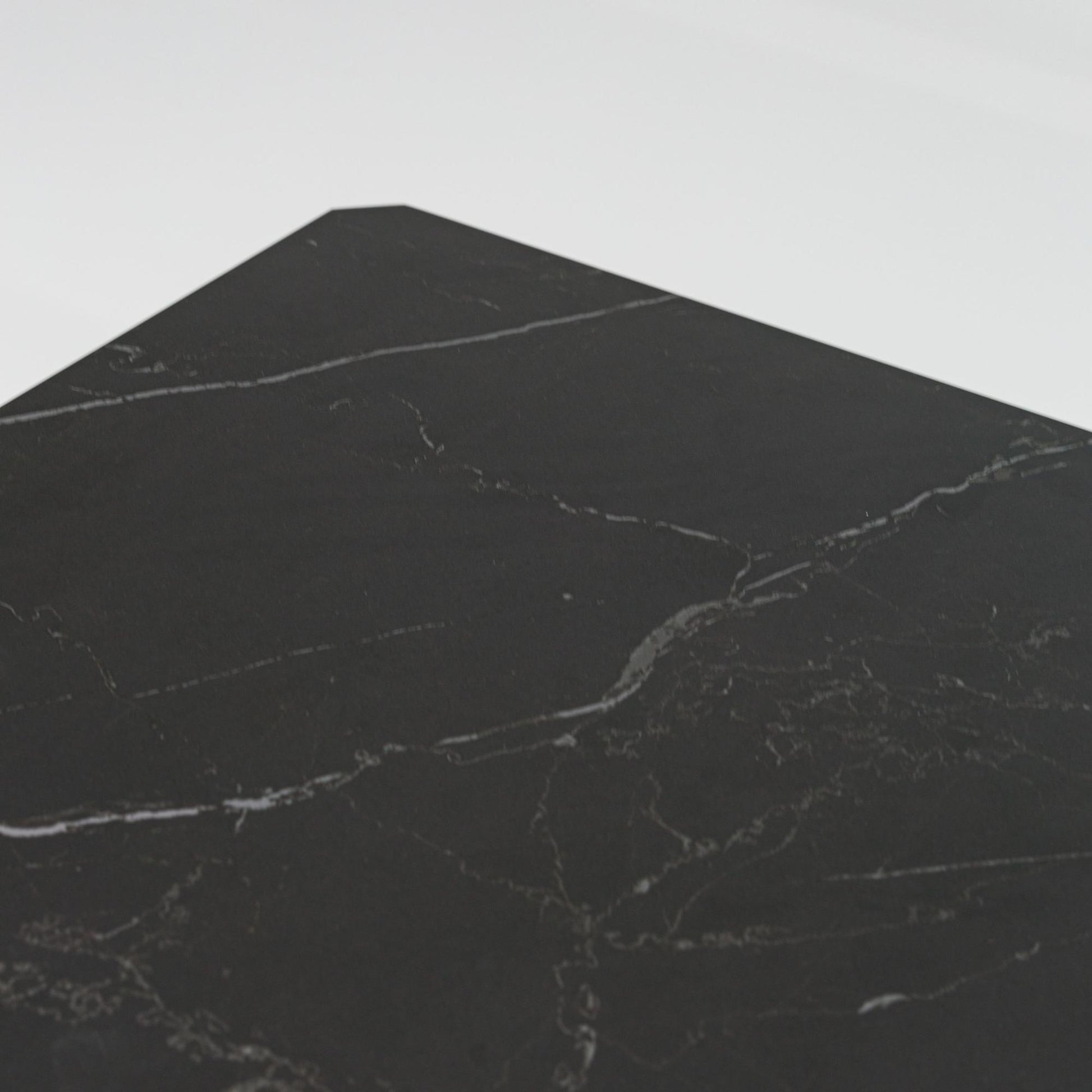 Mesa de comedor Boori 160x90 aluminio antracita top mesa porcelánico negro