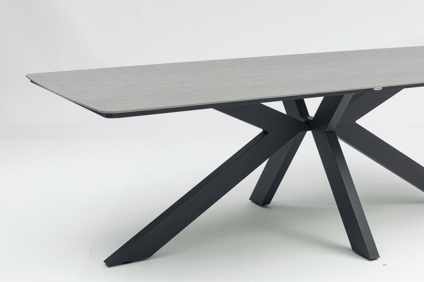 Mesa rectangular Bais 240x100 cm aluminio antracita y top cerámico gris medio