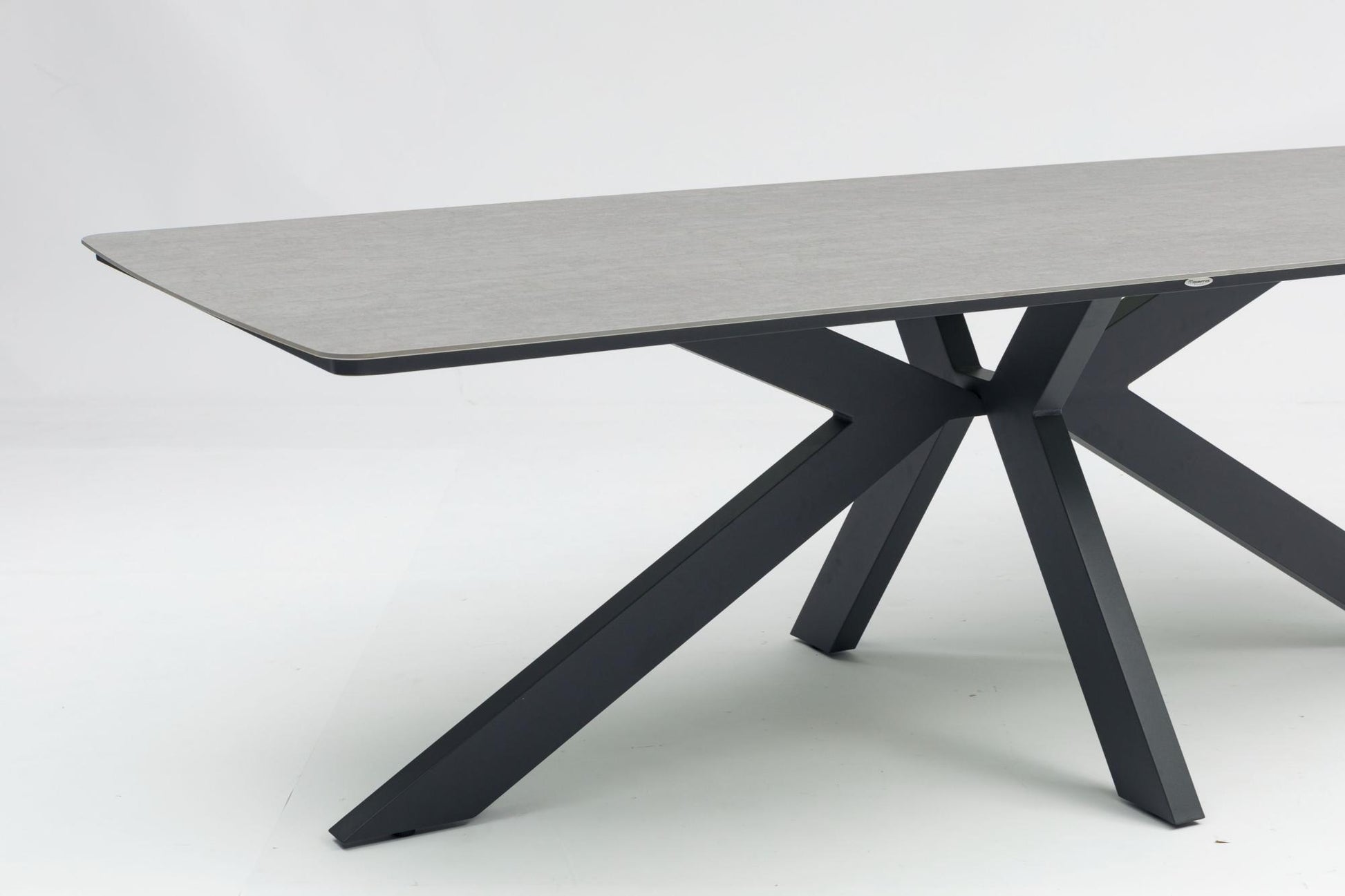 Mesa rectangular Bais 240x100 cm aluminio antracita y top cerámico gris medio