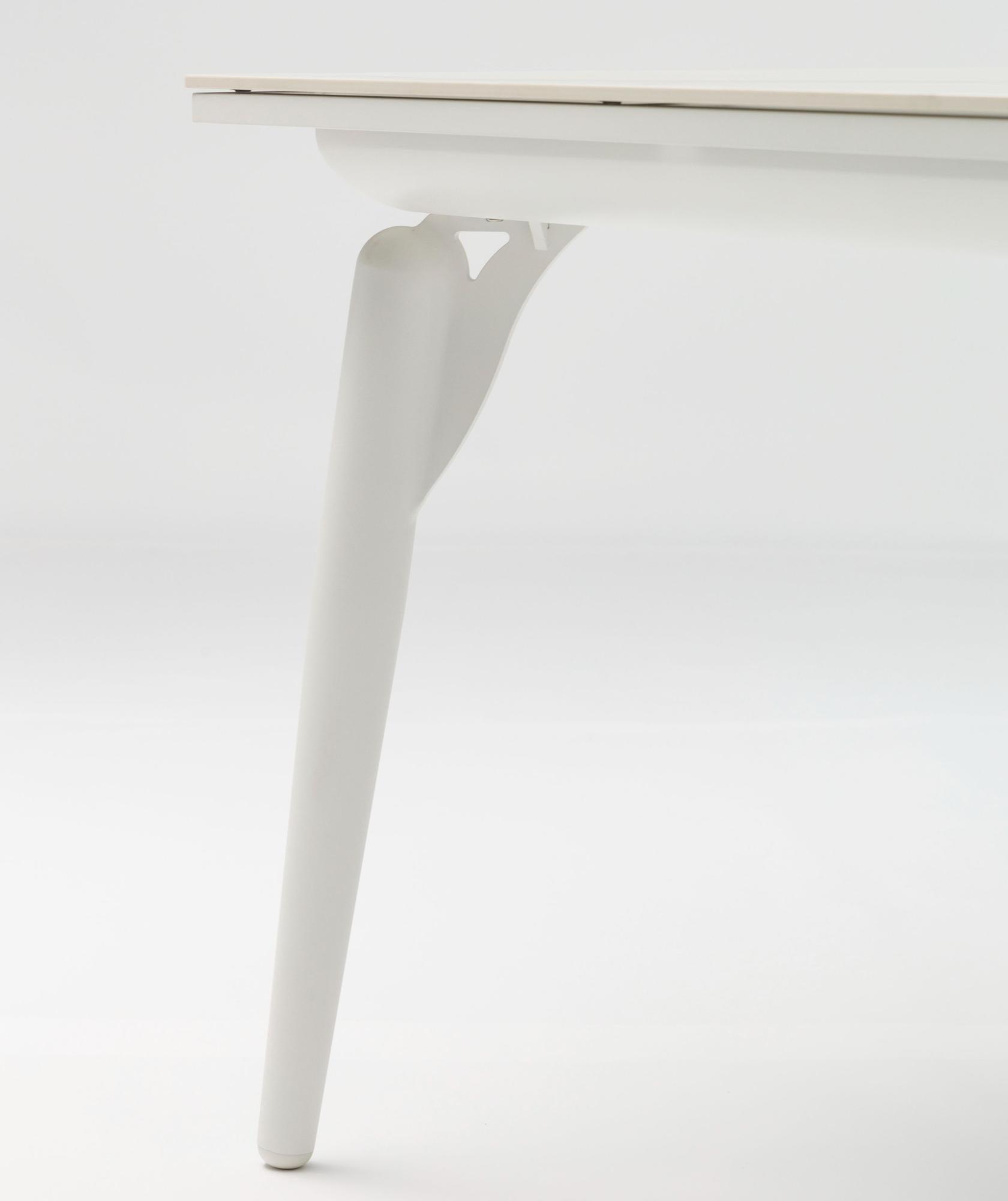 Mesa de comedor Irvine 220x100cm aluminio blanco top porcelánico blanco