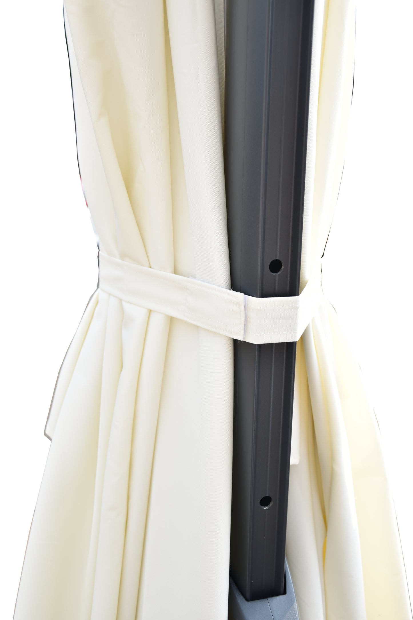 Sombrilla Kioto rectangular 300x400 cm con pie lateral y base rellenable de 150 kg.