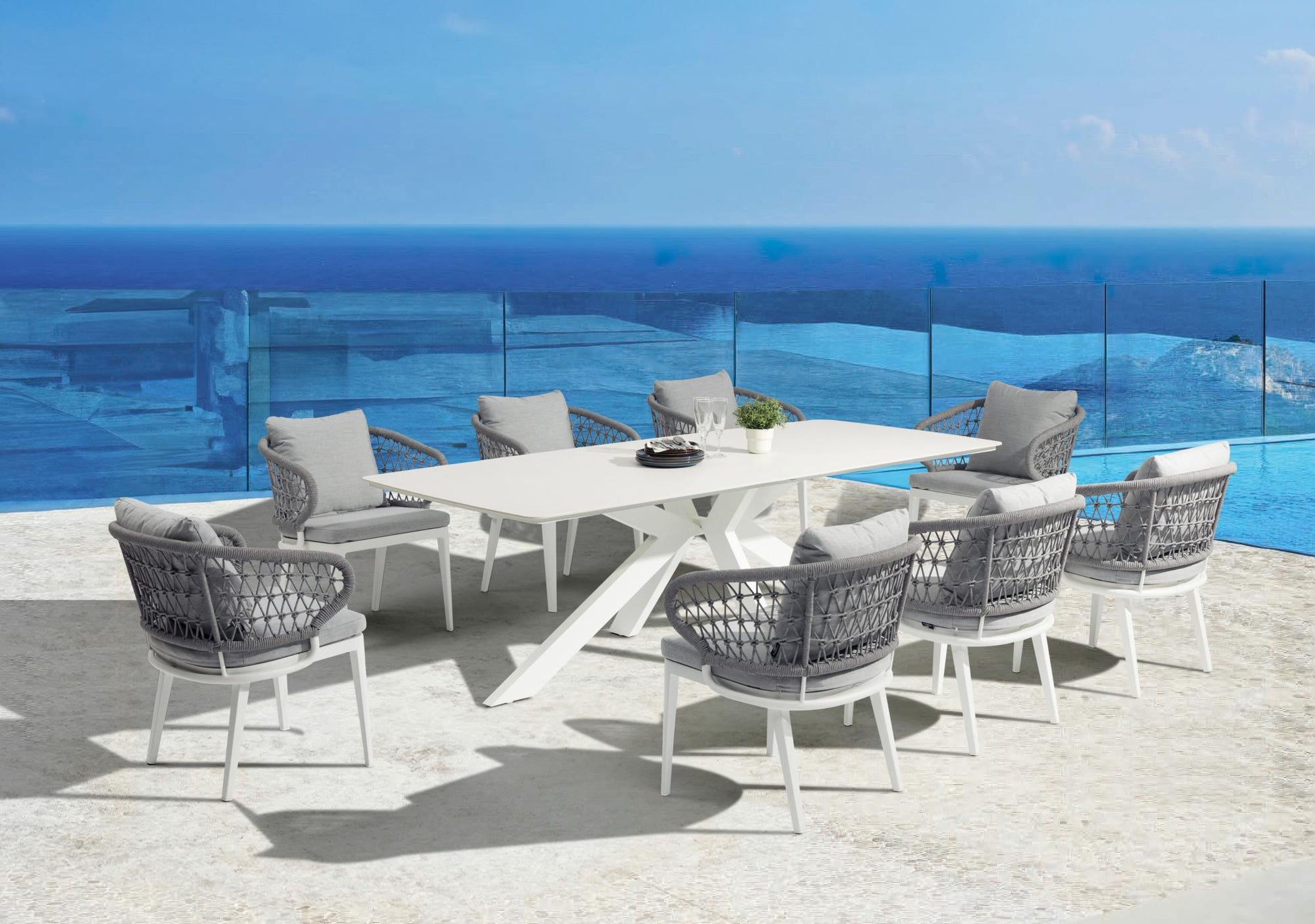 Sillón de comedor Isabela aluminio blanco y textil gris claro