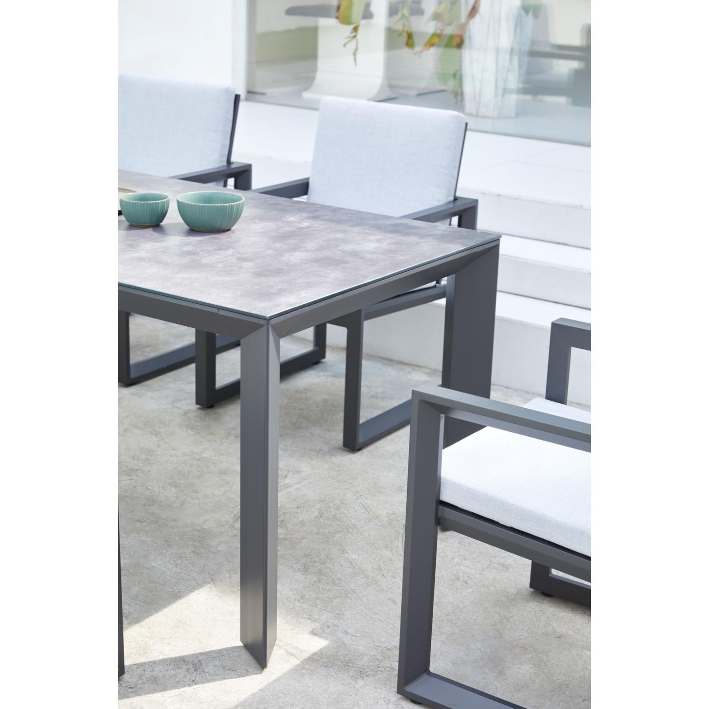 Mesa de comedor Onix 210*90 cm aluminio antracita cristal cerámico gris antracita