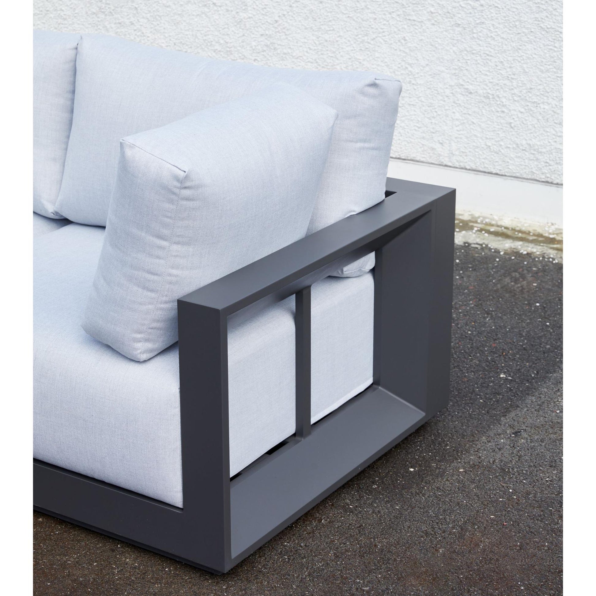 Sofá 3 plazas Onix aluminio antracita cojinería gris medio