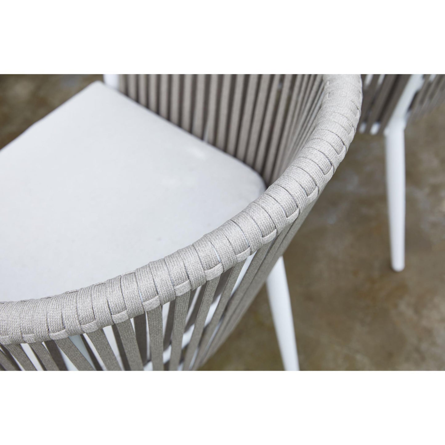 Sillón Ukiah aluminio blanco con cuerda y cojín greige